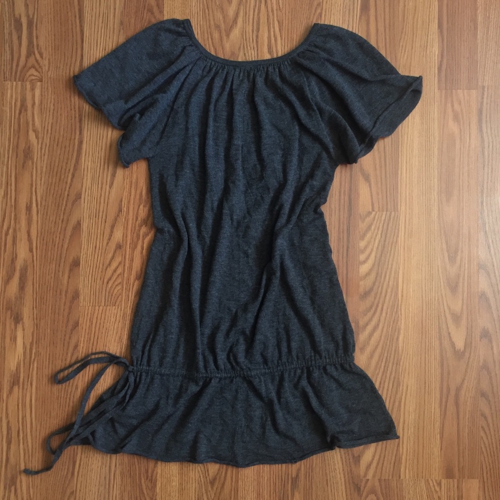 Free People • Boho Chic Embroidered Flutter Tunic - Picture 7 of 9